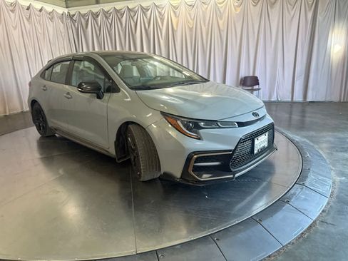 Used 2021 Toyota Corolla SE w/ Carpet Mat Package (TMS) FWD image 3