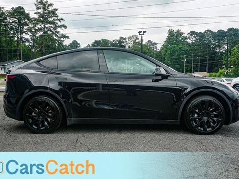 Used 2021 Tesla Model Y Long Range AWD/4WD image 9