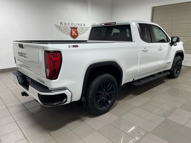 Used 2023 GMC Sierra 1500 Elevation w/ LPO, Elevation Black Package AWD/4WD image 6