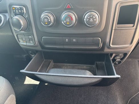 Used 2019 RAM 1500 Express w/ Express Value Package AWD/4WD image 27