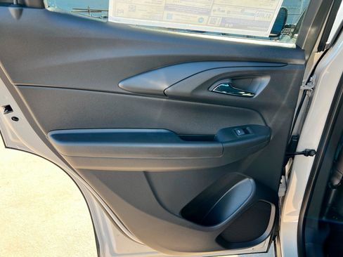 New 2026 Chevrolet TrailBlazer RS w/ Convenience Package image 18