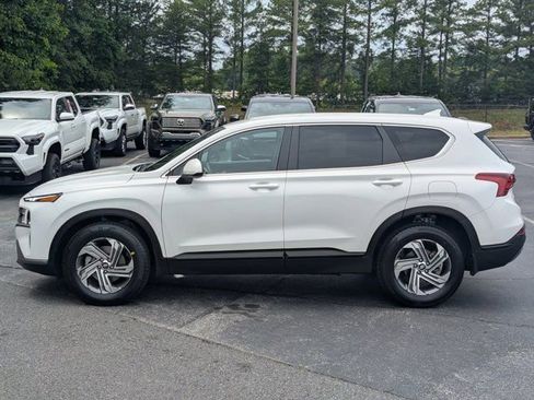 Used 2023 Hyundai Santa Fe SE FWD image 4