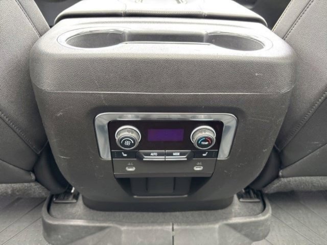 Used 2023 Chevrolet Tahoe Premier AWD/4WD image 44