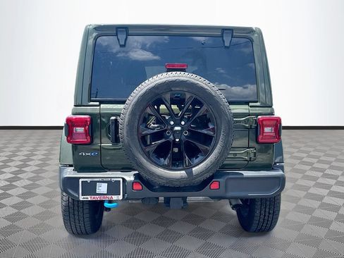 Used 2022 Jeep Wrangler Unlimited Sahara w/ Cold Weather Group AWD/4WD image 7