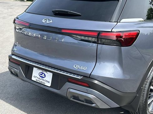 Used 2023 INFINITI QX60 Sensory w/ Cargo Package AWD/4WD image 16