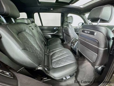 Used 2024 BMW X7 xDrive40i w/ M Sport Package AWD/4WD image 29