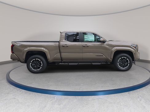 New 2026 Toyota Tacoma TRD Sport AWD/4WD image 4