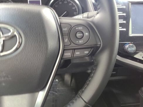 Certified 2020 Toyota Camry SE FWD image 24