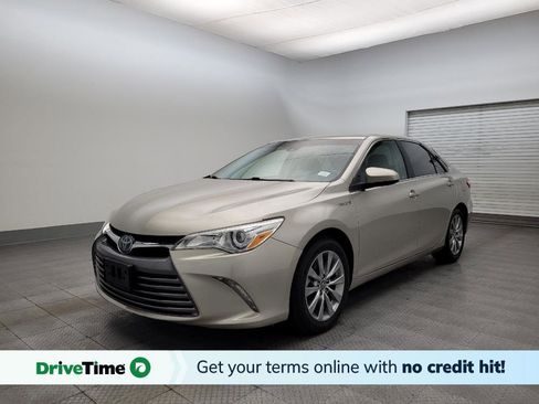 Used 2017 Toyota Camry XLE image 1