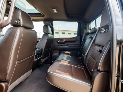 Used 2022 GMC Sierra 1500 Denali w/ Technology Package AWD/4WD image 8