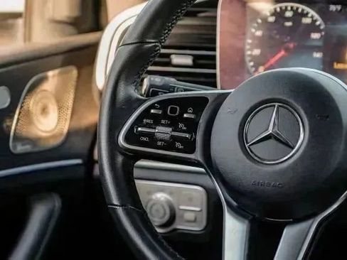 Used 2022 Mercedes-Benz GLE 350 4MATIC w/ Premium Package image 23