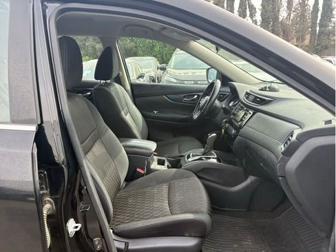 Used 2017 Nissan Rogue S image 14