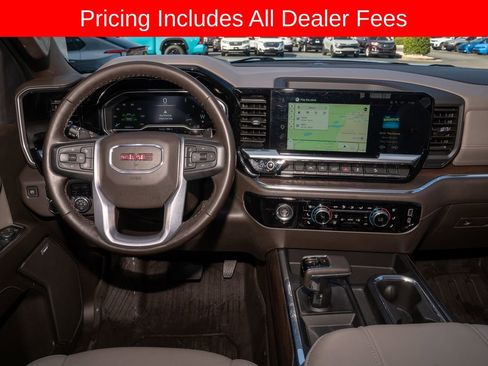 Used 2023 GMC Sierra 1500 SLT w/ SLT Premium Package AWD/4WD image 8