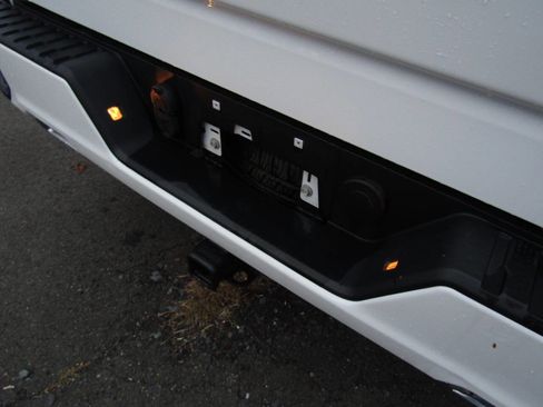 Used 2021 Chevrolet Silverado 1500 Custom image 39