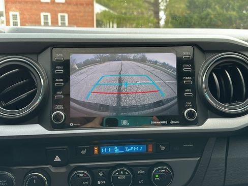 Used 2021 Toyota Tacoma TRD Off-Road w/ TRD Premium Off Road Package image 22