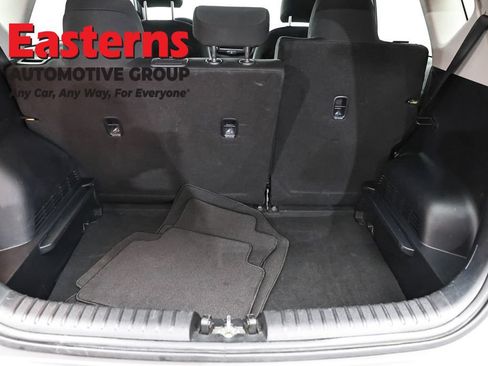Used 2023 Kia Soul LX w/ Option Group 015 FWD image 9