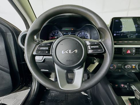 Used 2024 Kia Forte LXS FWD image 15