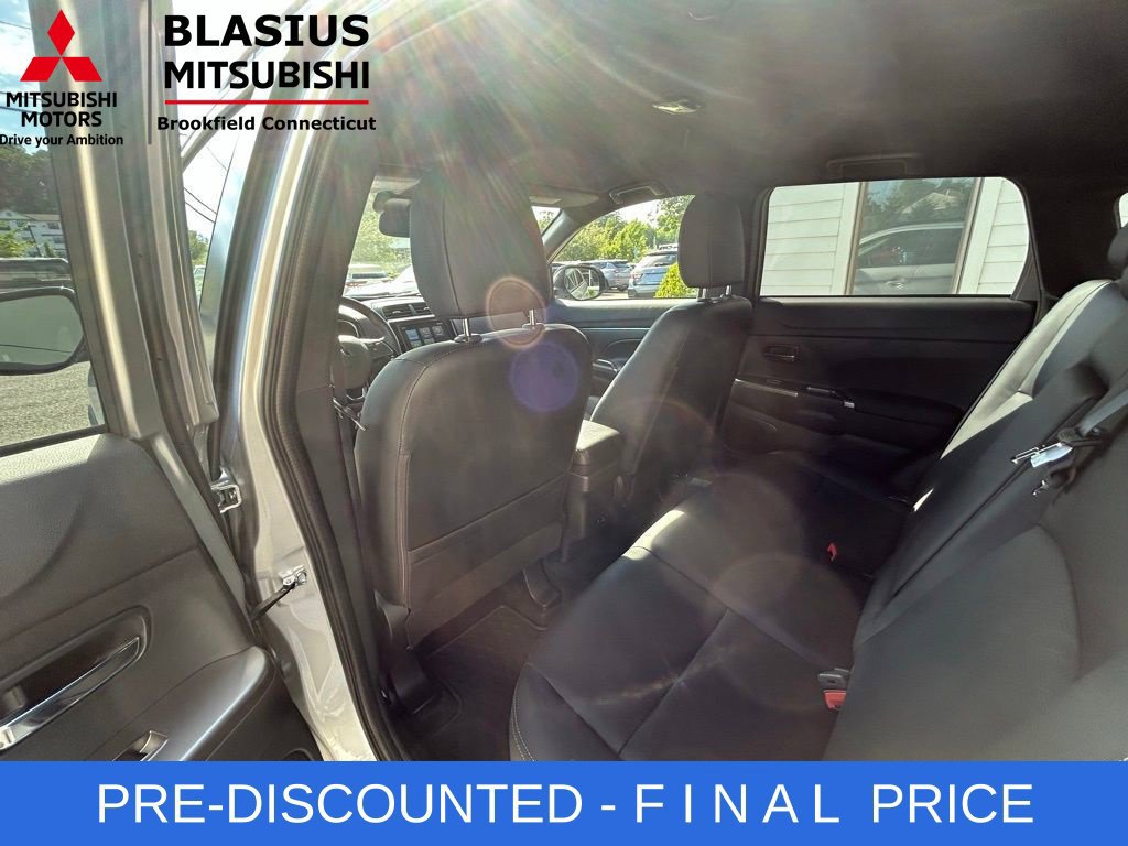Used 2025 Mitsubishi Outlander Sport SEL AWD/4WD image 24