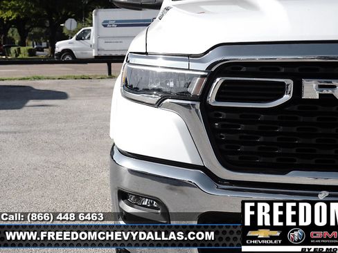 Used 2025 RAM 1500 Big Horn image 42