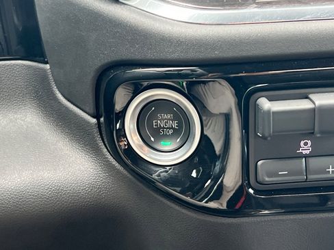 Certified 2025 Chevrolet Silverado 1500 LTZ image 34