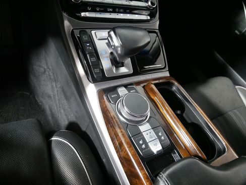 Used 2017 Genesis G90 3.3T Premium AWD/4WD image 24