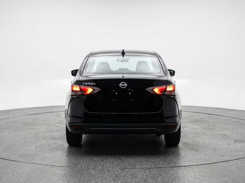 Used 2025 Nissan Versa SV FWD image 7