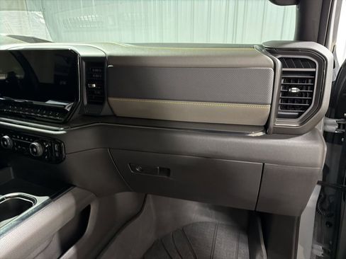 Certified 2024 Chevrolet Silverado 1500 ZR2 w/ Technology Package image 25