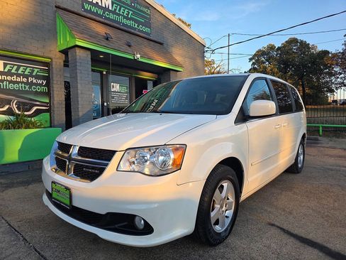 Used 2012 Dodge Grand Caravan Crew image 3