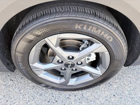 Used 2025 Kia K4 FWD image 26