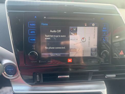 Used 2017 Toyota Mirai image 15