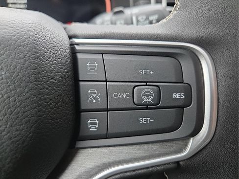 New 2026 Jeep Grand Wagoneer 4WD w/ Premium Group I image 19