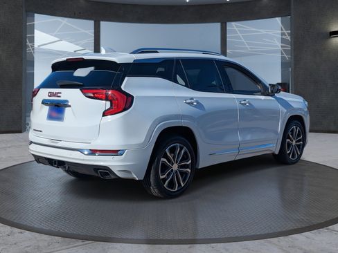 Used 2020 GMC Terrain Denali w/ Denali Premium Package image 6