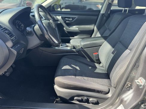 Used 2018 Nissan Altima 2.5 SV FWD image 9
