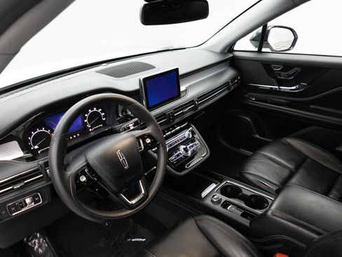 Used 2022 Lincoln Corsair AWD w/ Equipment Group 101A image 23