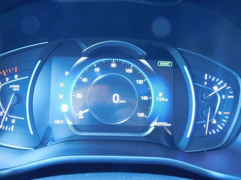 Used 2020 Hyundai Santa Fe SEL image 5