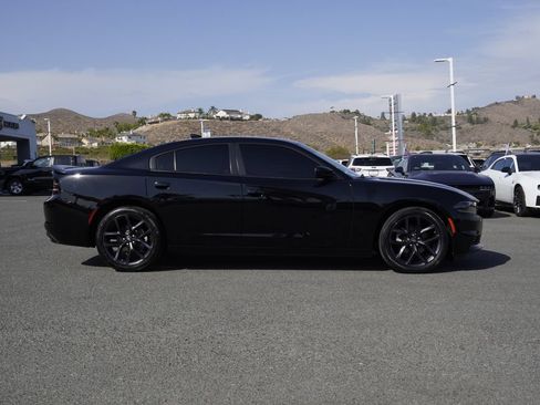 Used 2023 Dodge Charger SXT w/ Blacktop Package RWD image 3