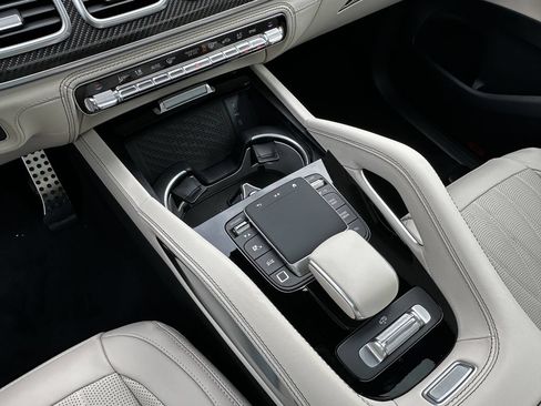 New 2026 Mercedes-Benz GLS 63 AMG 4MATIC image 34
