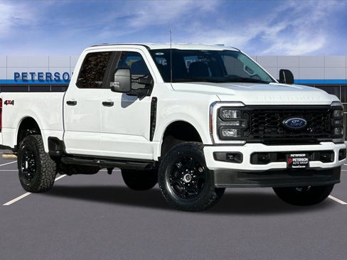Used 2024 Ford F250 XL w/ STX Appearance Package image 2