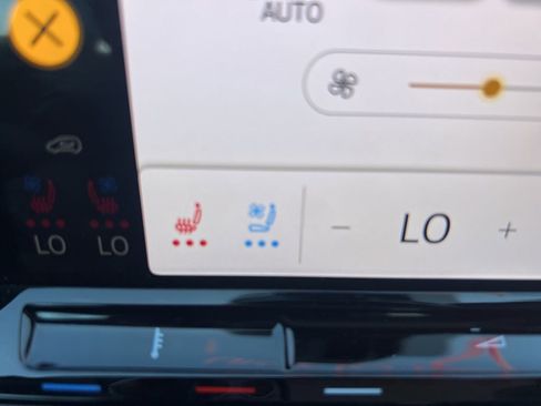 Used 2024 Volkswagen GTI Autobahn image 23