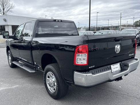 Used 2024 RAM 2500 Tradesman w/ Chrome Appearance Group image 6