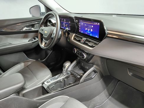 Certified 2024 Chevrolet TrailBlazer LT w/ Convenience Package AWD/4WD image 19