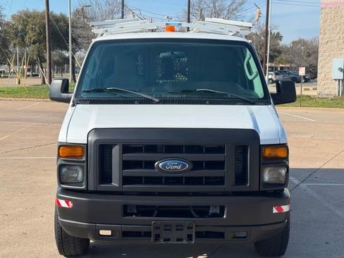 Used 2011 Ford E-250 and Econoline 250 w/ PWR Group image 2