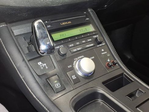 Used 2012 Lexus CT 200h image 14