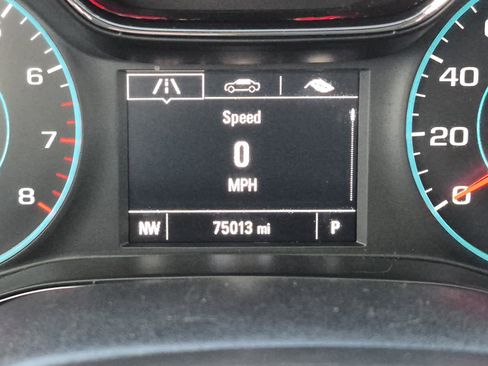 Used 2017 Chevrolet Cruze Premier image 19