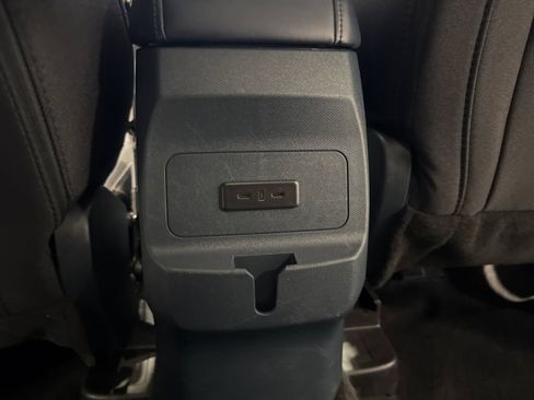 Used 2025 Ford Maverick XL w/ Equipment Group 102A AWD/4WD image 39