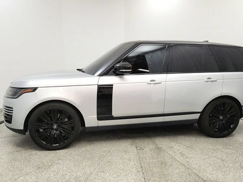 Used 2019 Land Rover Range Rover Supercharged AWD/4WD image 2