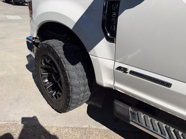 Used 2019 Ford F250 Lariat w/ FX4 Off-Road Package AWD/4WD image 35