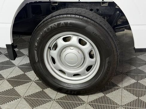 Used 2022 Ford F150 XL w/ Equipment Group 101A High RWD image 12