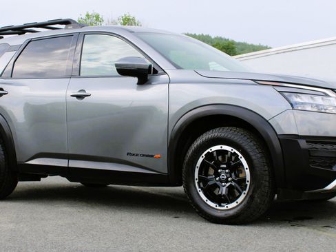 Used 2023 Nissan Pathfinder Rock Creek AWD/4WD image 5