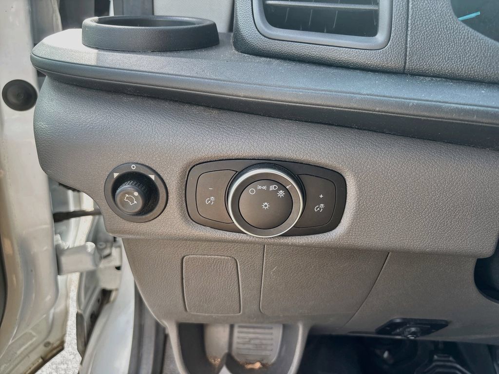 Used 2023 Ford Transit 350 DRW RWD image 29